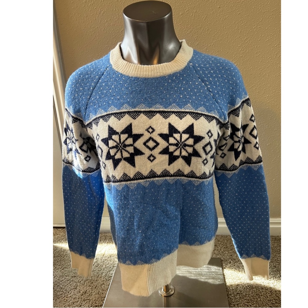 Aerie snowflake sweater